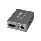 Mедиаконвертер TP-Link MC110CS, 10/100 Мбит/с RJ45 - 100 Мбит/с разъём SC (одномодовый оптоволоконный кабель), полнодуплексный, до 20км, переключающийся адаптер питания, возможность установки в шасси