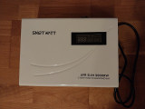 Настенный стабилизатор напряжения SMARTWATT AVR SLIM 2000RW диапазон работы 100-260V, 2 выход, LED-дисплей