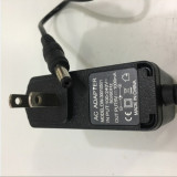 Блок питания импульсный DW-30010501, 5V 1A Out, 5W Power + Adapter